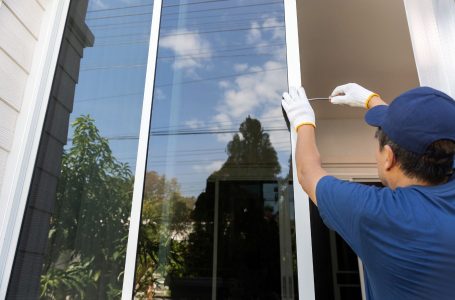 Glass Repair services near me, window crack repair near me
